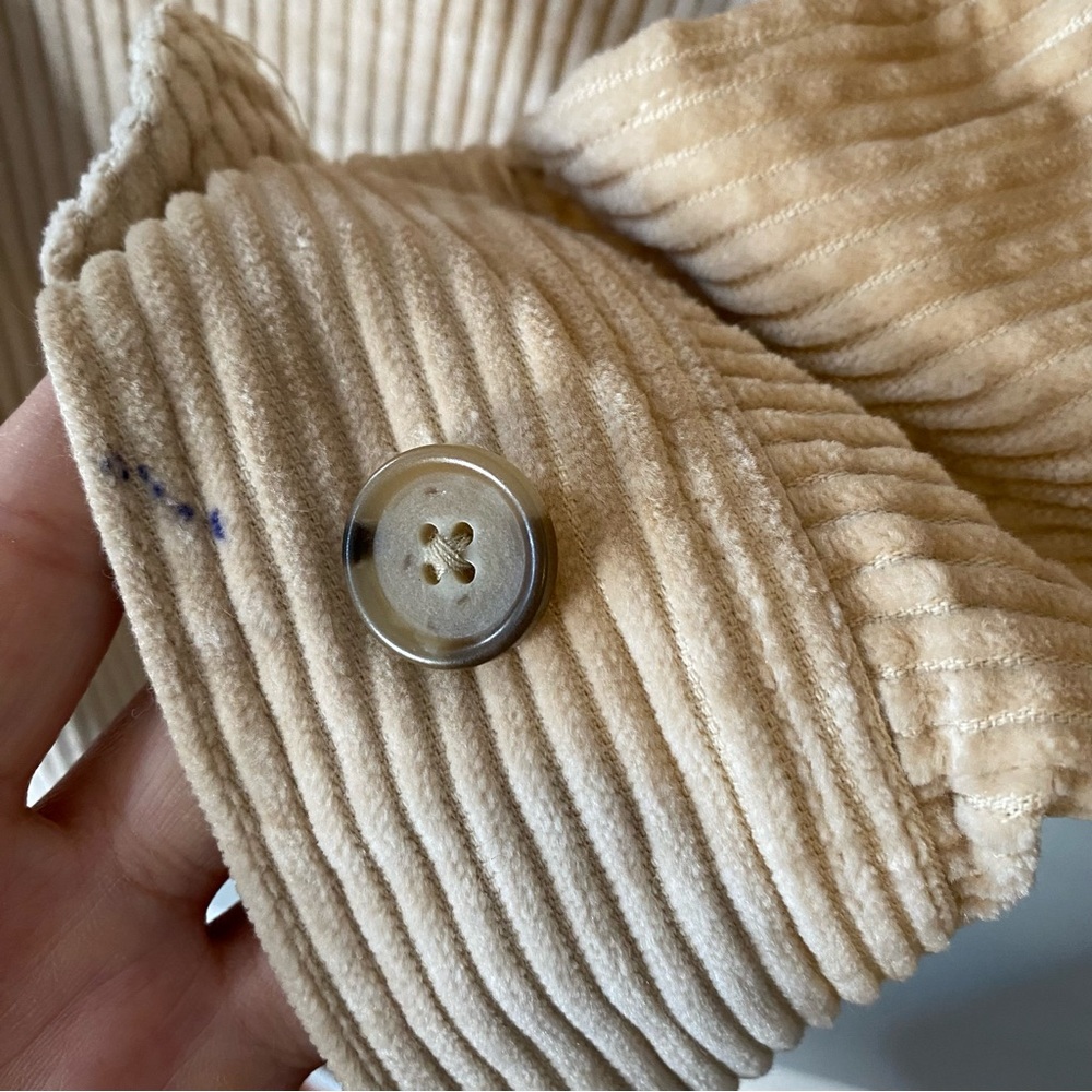 2/$25 Aritzia The Group Babaton Graydon Corduroy Button Up Shirt - Picture 4 of 7